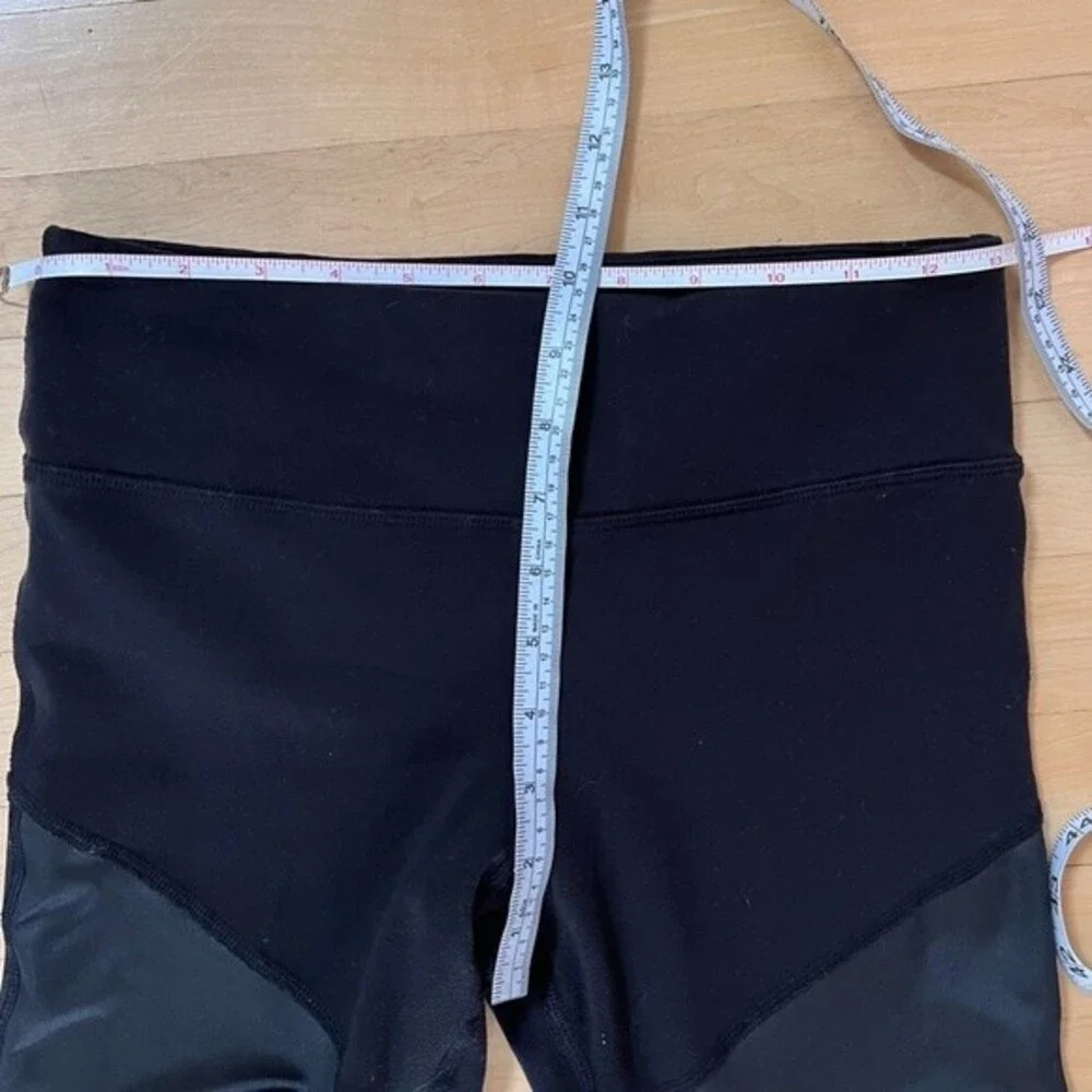 Alo Yoga Sheila Mesh Panels Leggings Athletic Gym Moto in Black S